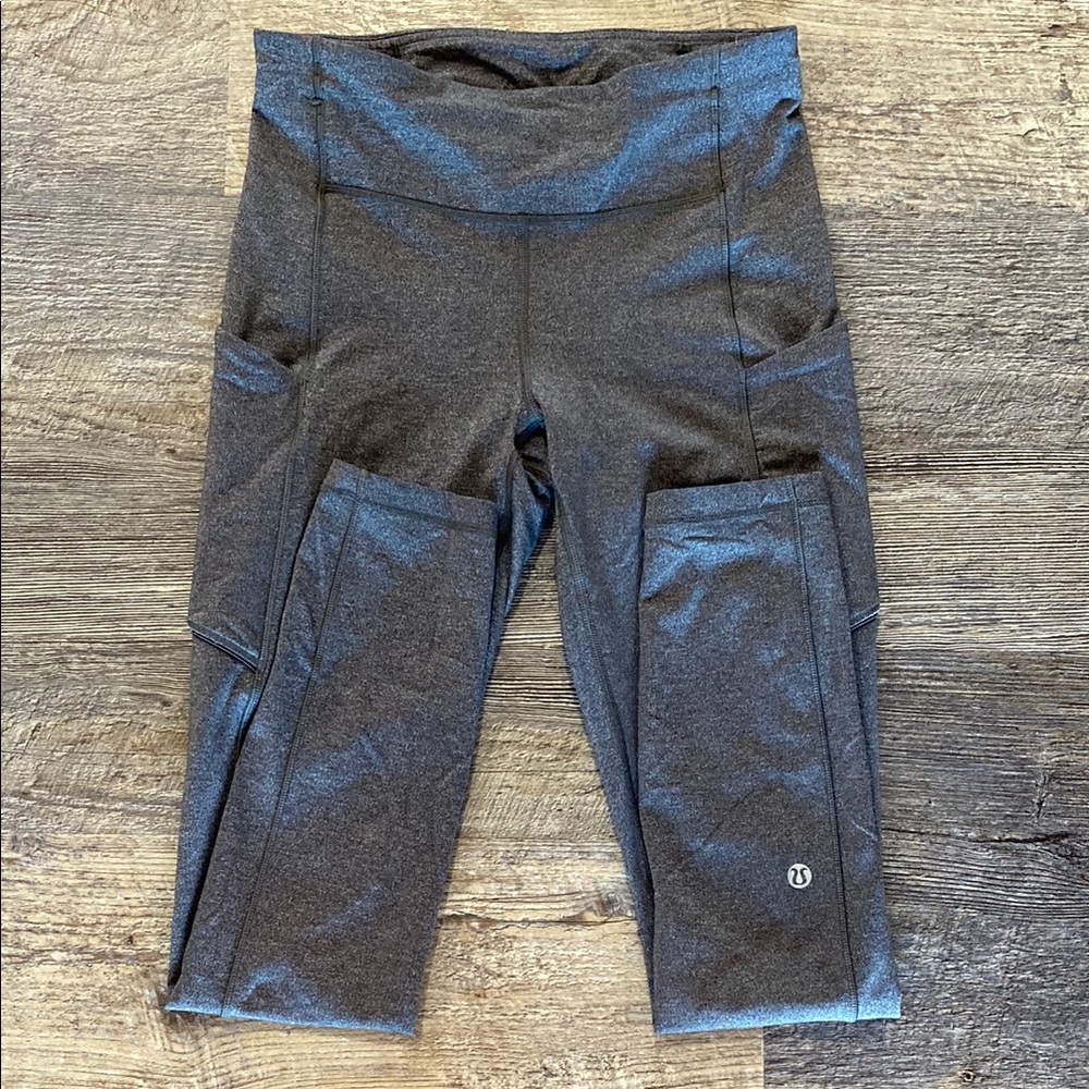 Women’s Charcoal Lululemon Leggings W/ Pockets 25’